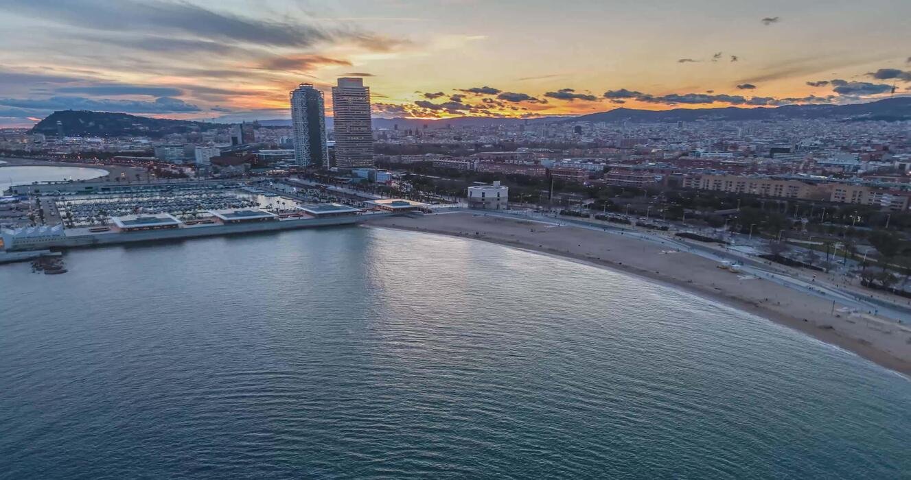 Aerial view of Barcelona — Mediterranean flavors